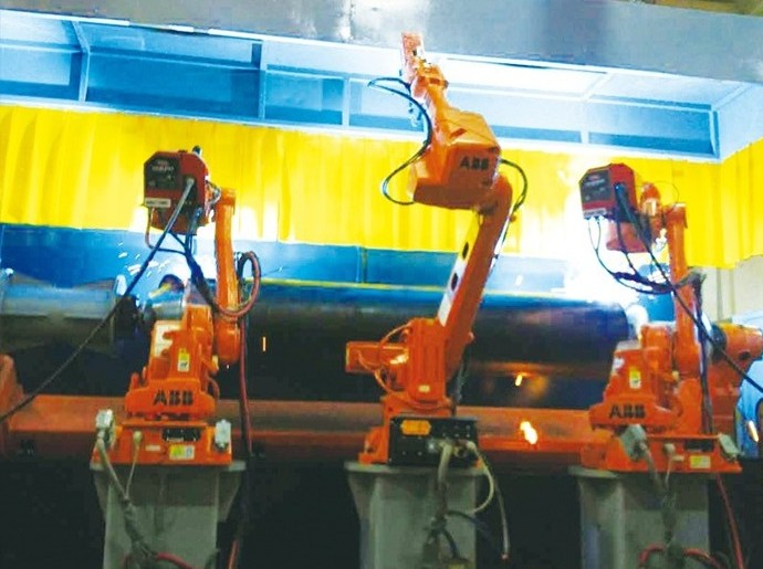 多机器人协同智能弧焊系统